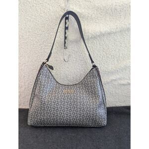 Guess CLARENCE HOBO SG911803 BLA